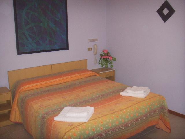 Hotel Marinella Rimini Zimmer foto